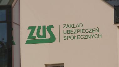 Pieniądze na wyprawki szkolne już płyną do rodziców