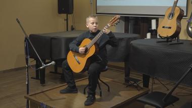 Młodzi gitarzyści zmierzyli się w Pucku