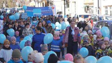 Niebieska parada przeszła ulicami Wejherowa