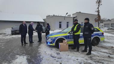 Nowy radiowóz wejherowskich policjantów