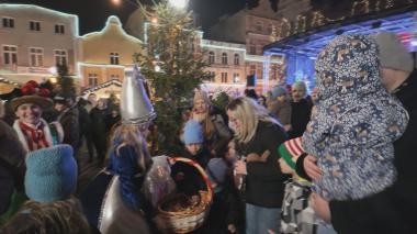 Na wejherowskim rynku czuć świąteczny klimat