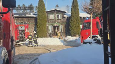 Pożar na poddaszu budynku w Kowalewie