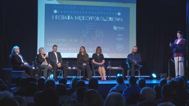 Międzypokoleniowa debata